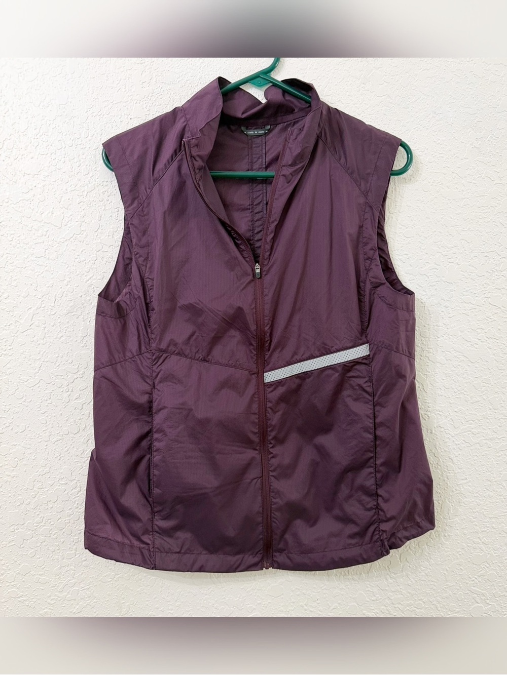 Oiselle Reflective Vigor Vest Purple Size Medium